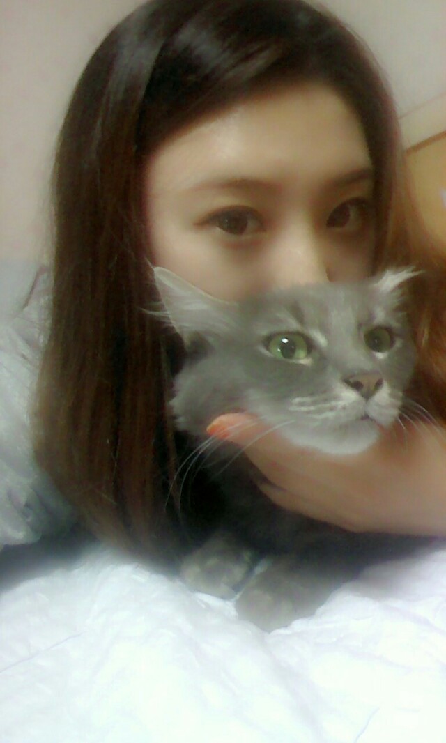 3551806768_7gmWL4zV_MobileApp_3711410677445789_272.jpg
